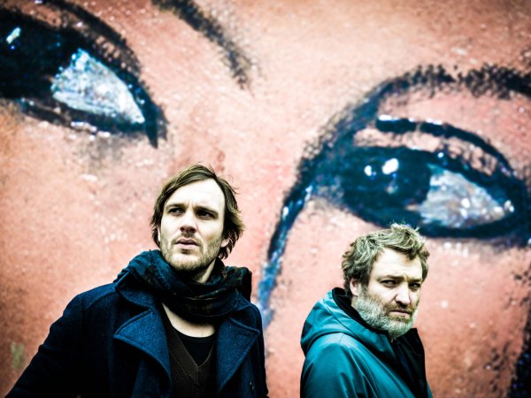 Bert of Roy - Sketch 5 oftewel Man koopt kunst (foto © Tine De Wilde)