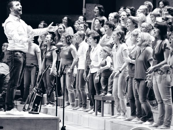 Hans Primusz, Het Lage Landenkoor & Tine Embrechts