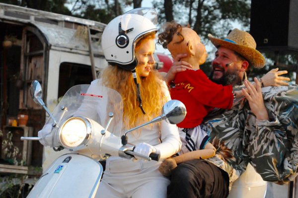 Compagnie Lodewijk/Louis & Theater FroeFroe - TITUS (foto: Theater FroeFroe)