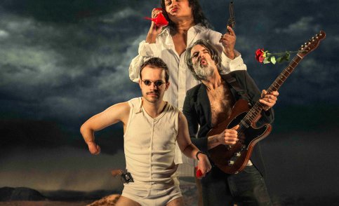 Theater Stap & Compagnie Lodewijk/Louis -  CARMEN (foto © Monday Agbonzee Jr)